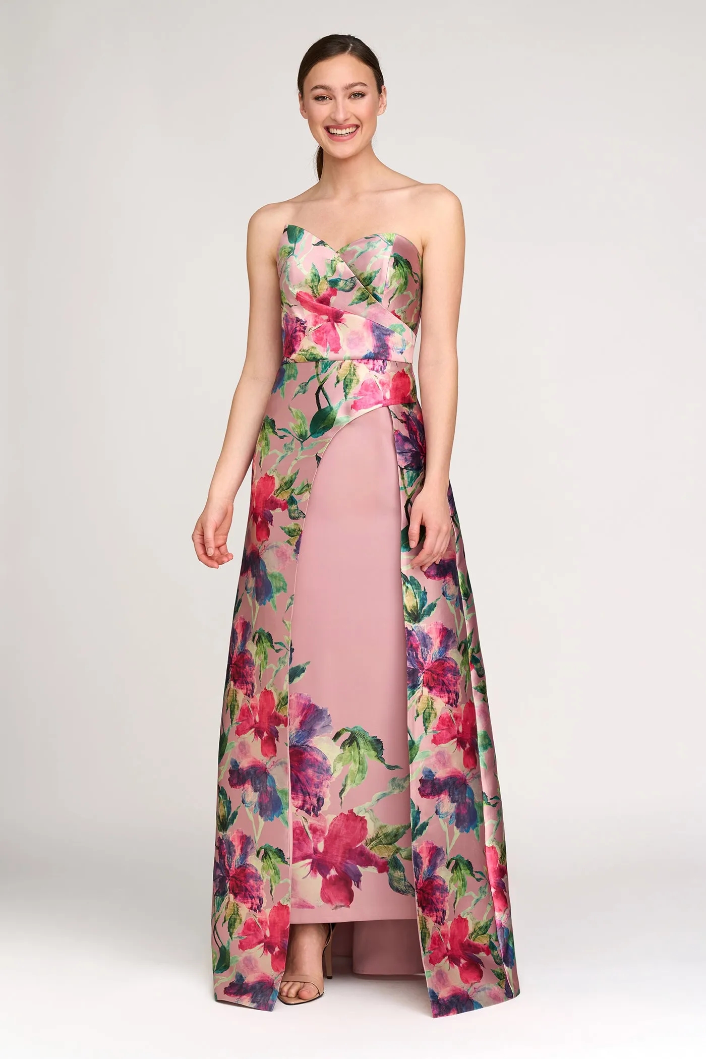Marilyn Walk Thru Gown