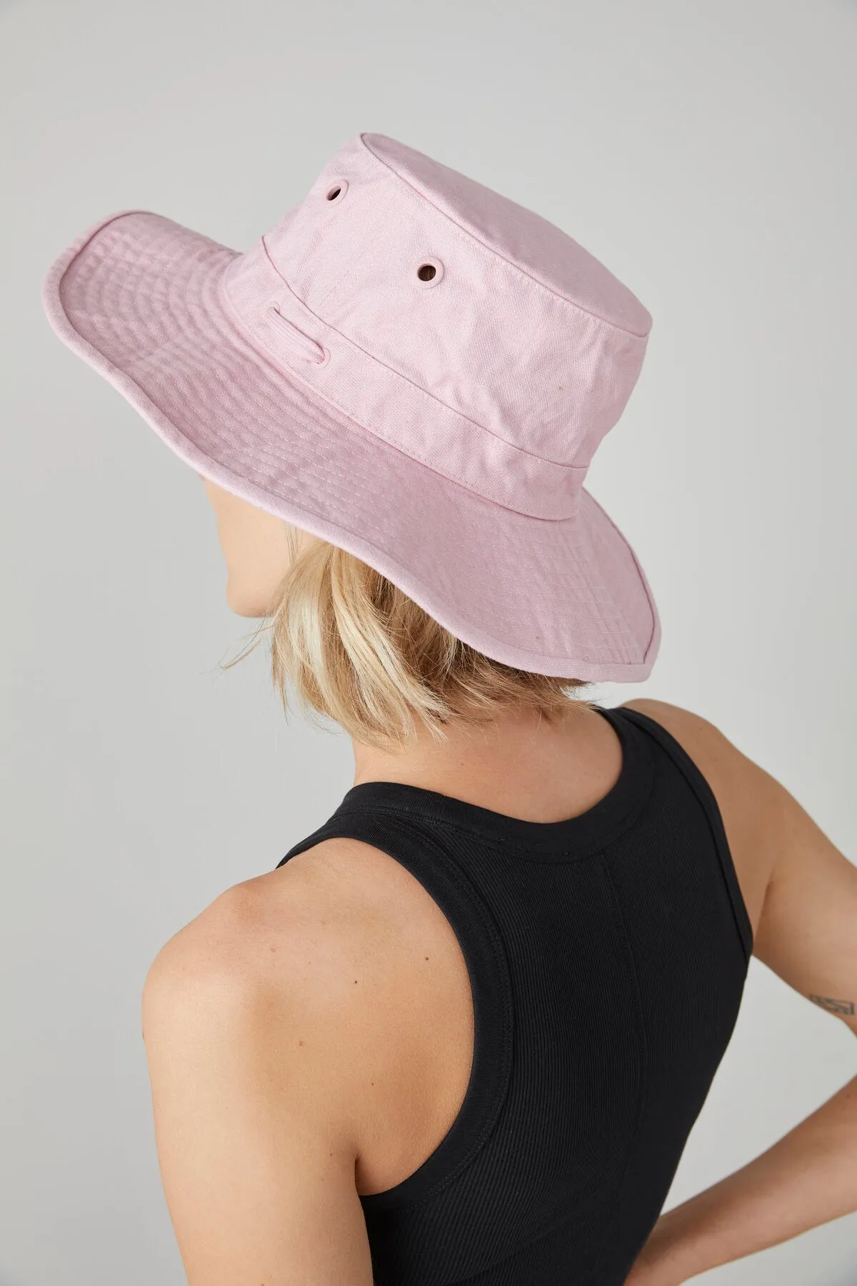 T3 Vintage Wide Brim Wanderer Hat