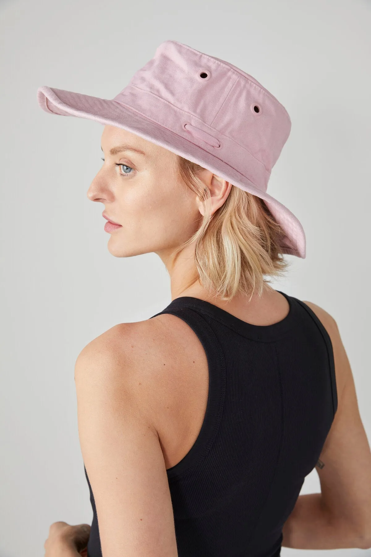 T3 Vintage Wide Brim Wanderer Hat