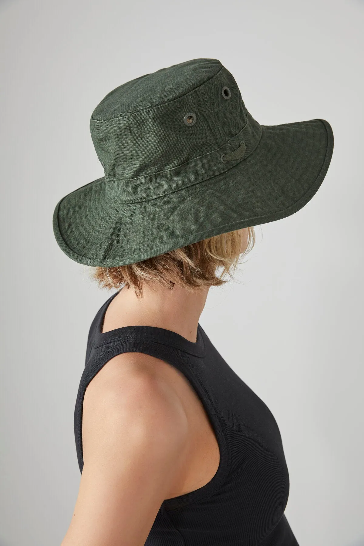T3 Vintage Wide Brim Wanderer Hat